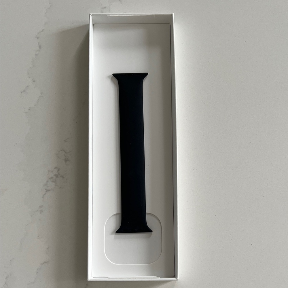Apple Midnight Black Watch Band, Solo loop. This is for the band ONLY.